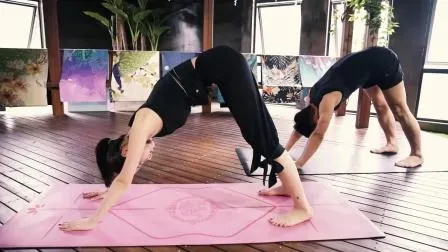 Tappetino yoga rettangolare in pelle vegan PU, design personalizzabile, logo personalizzato, tappetino yoga con borsa